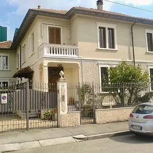 Apartament Re In Comodi Per Milano